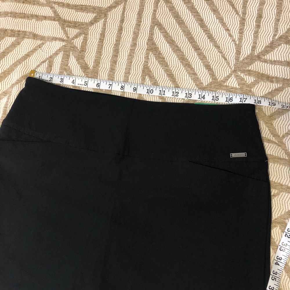 S.C. & Co. Classic Black Skort - Picture 7 of 12